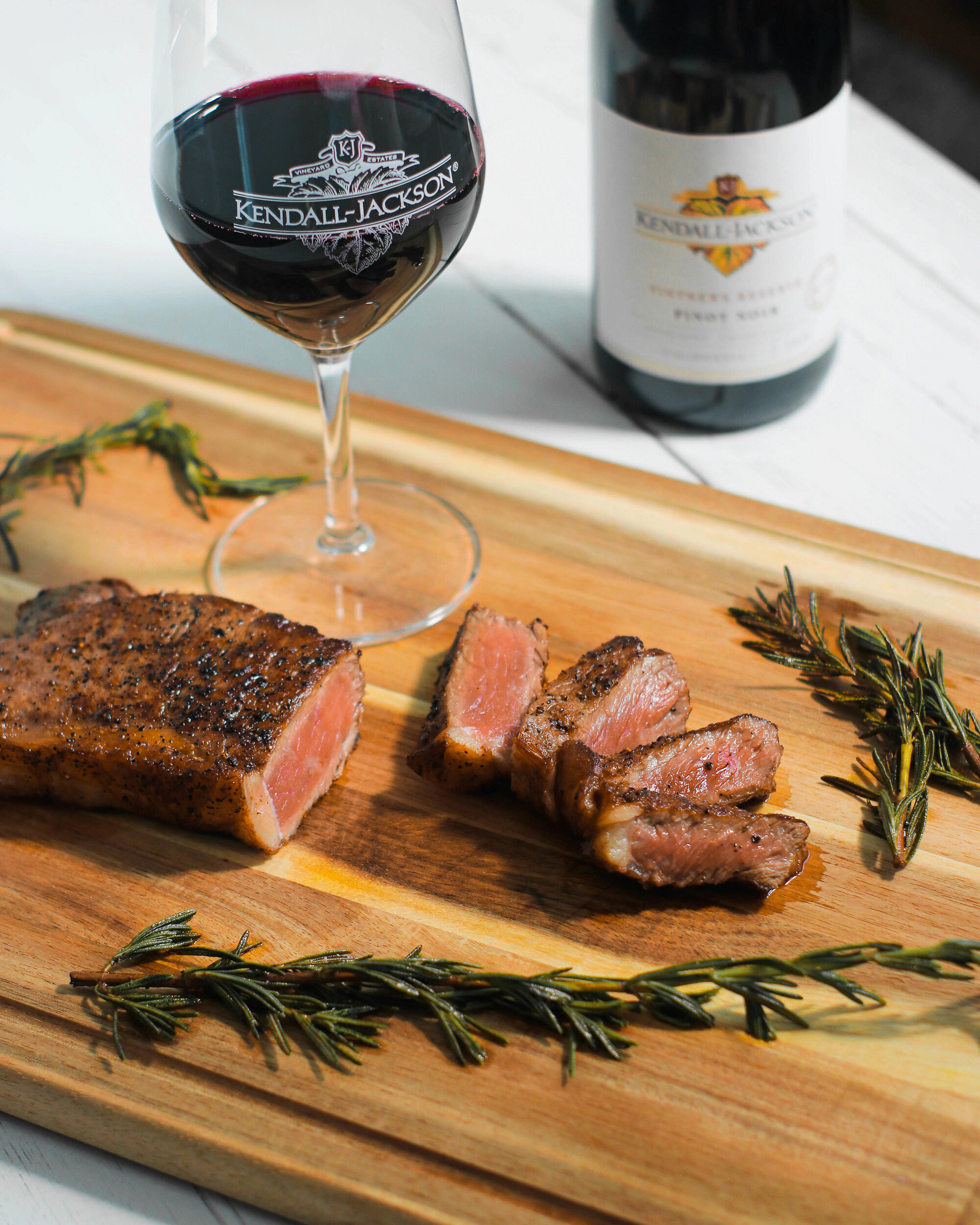 Pinot Noir wine with steak